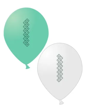 Grønne og hvite ballonger med geometrisk profiltrykk